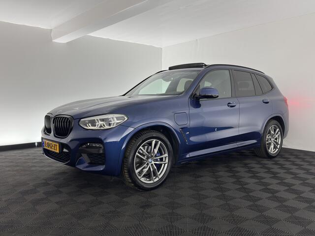 BMW X3 xDrive30e Business Edition Plus (INCL-BTW) *PANO | LUXURY-LEATHER | FULL-LED | DIGI-COCKPIT | HIFI-SOUND | CARPLAY | DAB+ | HEATED-SPORTSEATS | AMBIENT-LIGHT | TOWBAR | PRIVACY-GLASS | CARPLAY | SHIFT-PADDLES | 19''ALU*