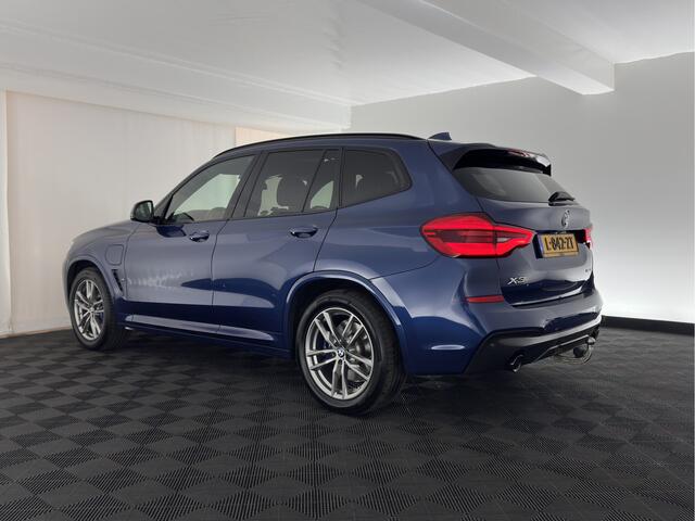 BMW X3 xDrive30e Business Edition Plus (INCL-BTW) *PANO | LUXURY-LEATHER | FULL-LED | DIGI-COCKPIT | HIFI-SOUND | CARPLAY | DAB+ | HEATED-SPORTSEATS | AMBIENT-LIGHT | TOWBAR | PRIVACY-GLASS | CARPLAY | SHIFT-PADDLES | 19''ALU*