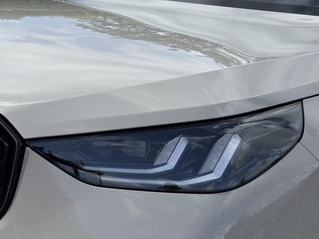 BMW X3 30e xDrive | M-Sport Pro | 21" | Driving Assistant Plus | Harman/Kardon | Getint Glas | Trekhaak