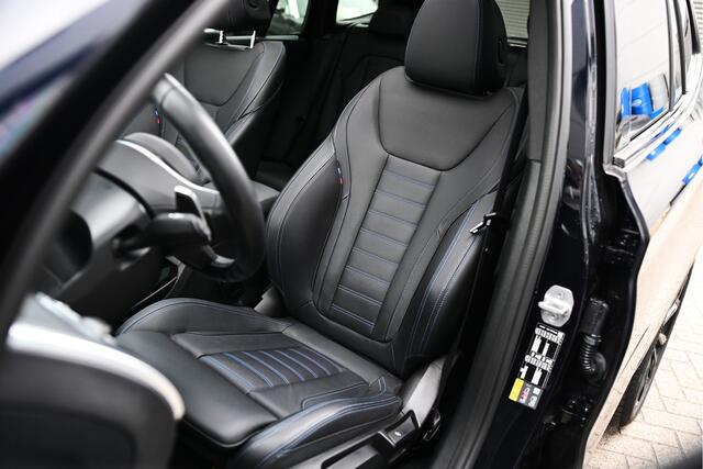 BMW X3 xDrive30e High Executive M Sport Automaat / Panoramadak / Sportstoelen / LED / Parking Assistant Plus / Stoelverwarming / Live Cockpit Professional