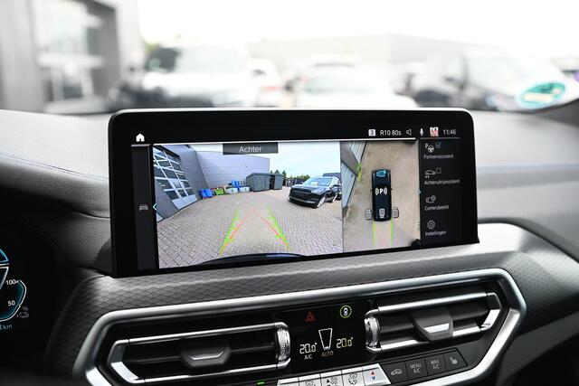 BMW X3 xDrive30e High Executive M Sport Automaat / Panoramadak / Sportstoelen / LED / Parking Assistant Plus / Stoelverwarming / Live Cockpit Professional