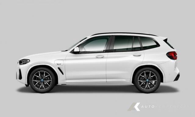 BMW X3 30e xDrive M Sport | Shadow | HIFI | Trekhaak | Camera | 19 Inch |
