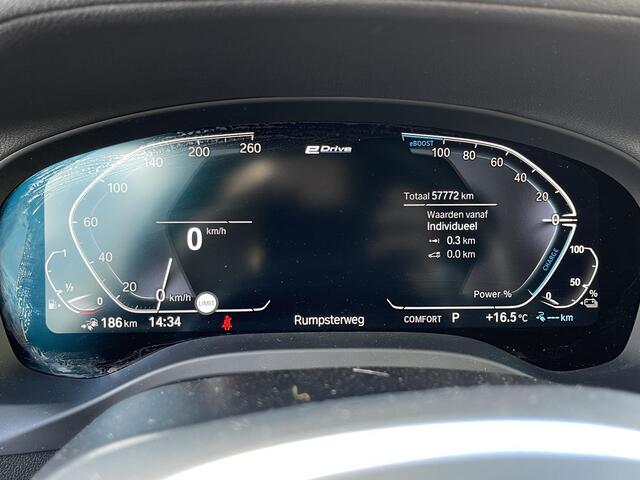 BMW X3 xDrive30e High Executive 20"/Trekhaak/Leder/Sportstoelen/Adaptieve cruise/Camera/HiFi/Keyless/Dodehoek/Head-up