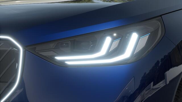 BMW X3 30e xDrive M Sport Automaat / Panoramadak / Trekhaak / Sportstoelen / Stoelventilatie / Adaptieve LED / Parking Assistant Plus / Driving Assistant Professional / Harman Kardon