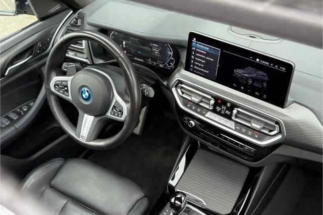 BMW X3 xDrive30e M-Sport - Schaalstoelen - Pano - Harman Kardon - HUD - LED - Memory - Rijklaar