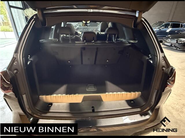 BMW X3 xDrive30e High Executive M-Pakket. Trekhaak. Pano. Head-up.