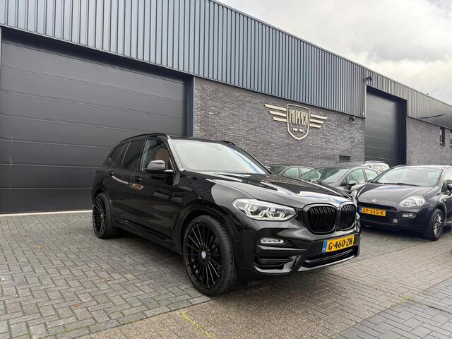 BMW X3 sDrive20i Launch Edition High Executive | 2E EIGENAAR | 12MND GARANTIE | PANODAK | DAB | LEDER | LED | CAMERA | NAVI | LMV |