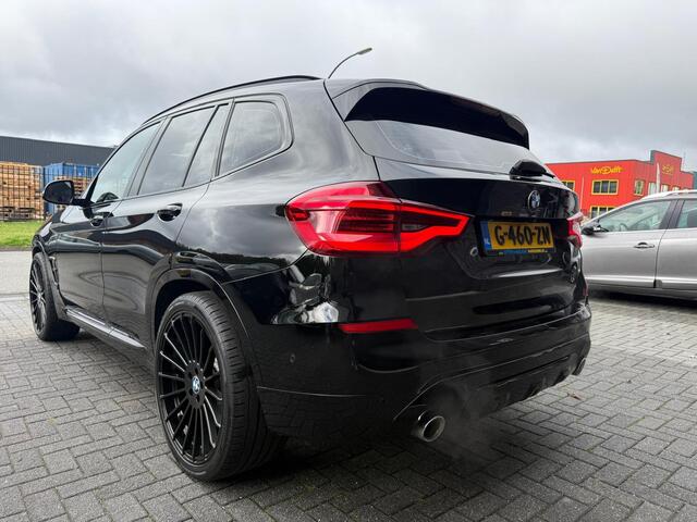 BMW X3 sDrive20i Launch Edition High Executive | 2E EIGENAAR | 12MND GARANTIE | PANODAK | DAB | LEDER | LED | CAMERA | NAVI | LMV |