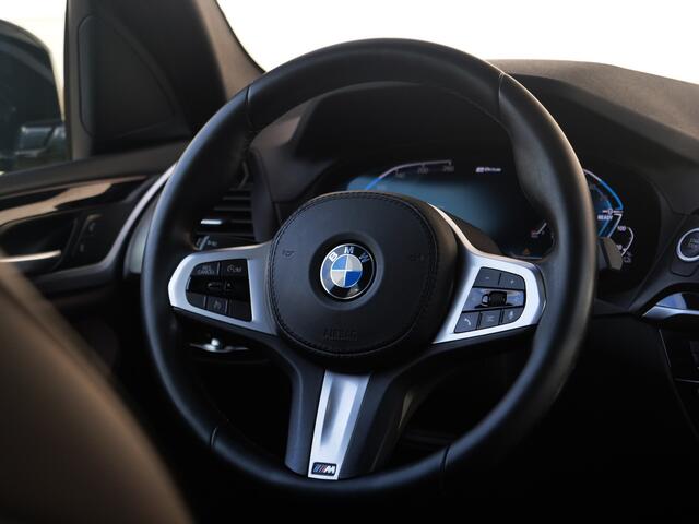 BMW X3 xDrive30e X-line Edition | NL auto | panorama | led | trekhaak..