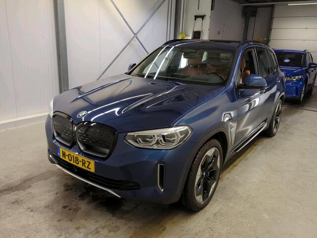 BMW X3 iX3 High Executive 80 kWh | Trekhaak | Panorama | Leder | Navi | 360 Camera |