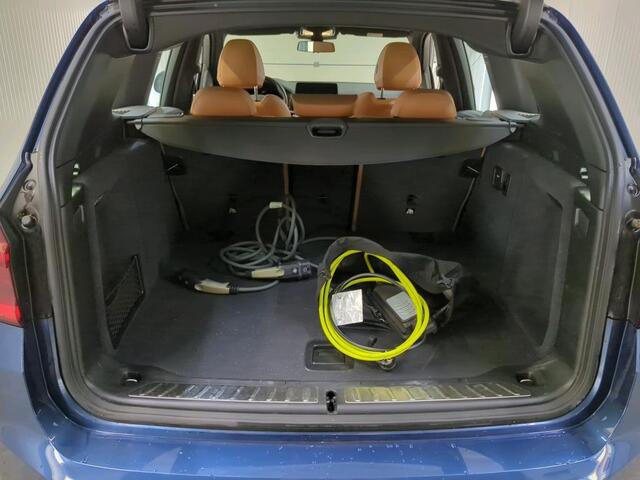 BMW X3 iX3 High Executive 80 kWh | Trekhaak | Panorama | Leder | Navi | 360 Camera |