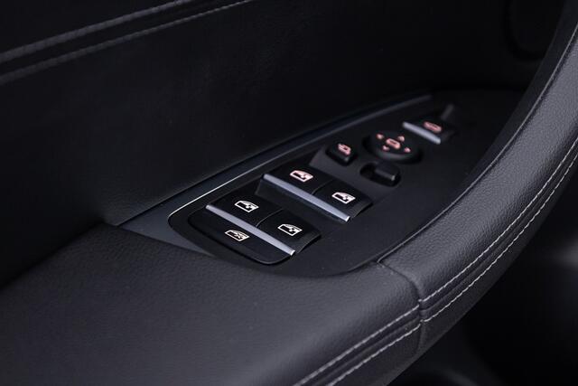 BMW X3 xDrive20i Business Edition Plus | CAMERA | LEDER | Full LED | Stoelver.