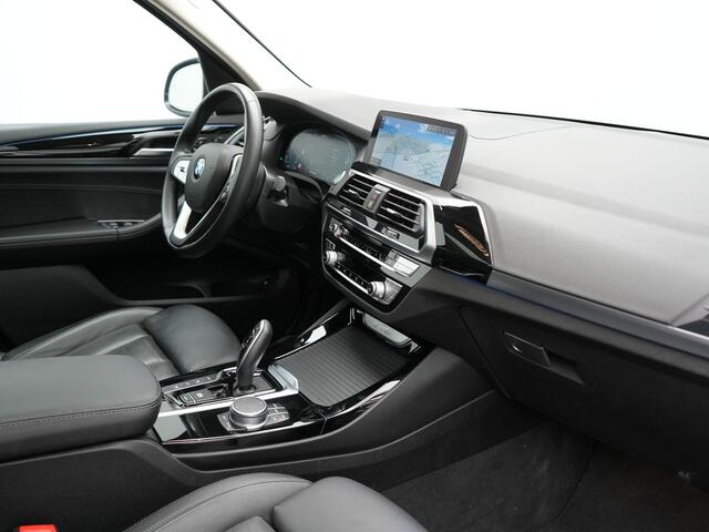 BMW X3 xDrive30e Executive Plug In Hybrid 293pk Dealer O.H PHEV | Panodak | Head Up | Lederen Sportstoelen Memory & Ventilatie | Sfeerverlichting | Apple Carplay | Cruise Control | Keyless | Navigatie | Virtual | DAB |