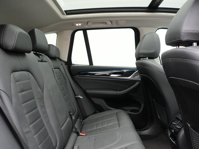 BMW X3 xDrive30e Executive Plug In Hybrid 293pk Dealer O.H PHEV | Panodak | Head Up | Lederen Sportstoelen Memory & Ventilatie | Sfeerverlichting | Apple Carplay | Cruise Control | Keyless | Navigatie | Virtual | DAB |