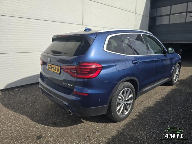 BMW X3 - xDrive30e
