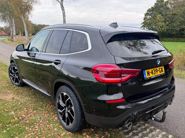 BMW X3 18d SDRIVE / SPORTSTOELEN / PANORAMADAK / TREKHAAK / CARPLAY / 2020