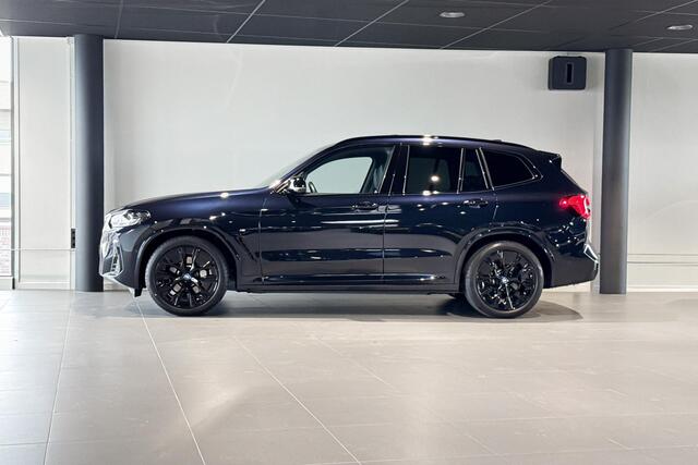 BMW X3 iX3 High Executive 80 kWh | M Sport | Glazen Panoramadak | Harman Kardon | Head-up Display | Trekhaak |