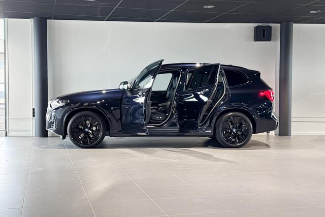 BMW X3 iX3 High Executive 80 kWh | M Sport | Glazen Panoramadak | Harman Kardon | Head-up Display | Trekhaak |
