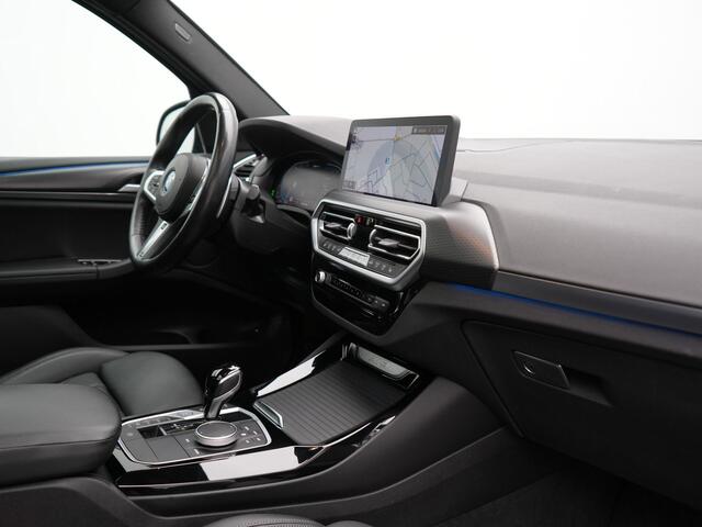 BMW X3 xDrive30e M Sport FACELIFT Plug In Hybrid 293pk Dealer O.H. PHEV | Laser LED | Panodak | Head Up | 360 Camera | Lederen Sportstoelen Memory & Verwarmd | Apple Carplay | Sfeerverlichting | Stuur Verwarmd | Keyless | Blis | Navigatie | Virtual | DAB |