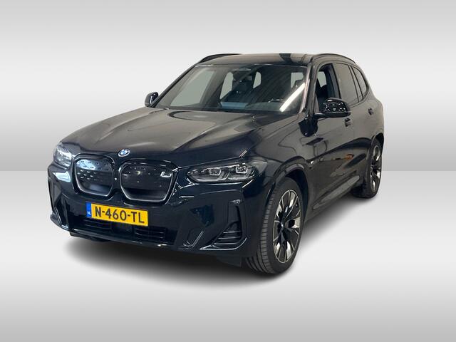 BMW X3 iX3 High Executive 80 kWh / Trekhaak / Panoramadak / 360Camera / Head-up / 20'' / Leder / Harman Kardon / Sfeerverlichting / Dodehoek / DAB / Stuur+Stoelverwarming / ACC