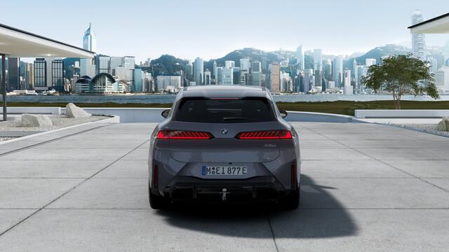 BMW X3 iX3 50 xDrive M Sport / Panoramadak / Trekhaak / Stuurverwarming / Parking Assistant Professional / Head-Up