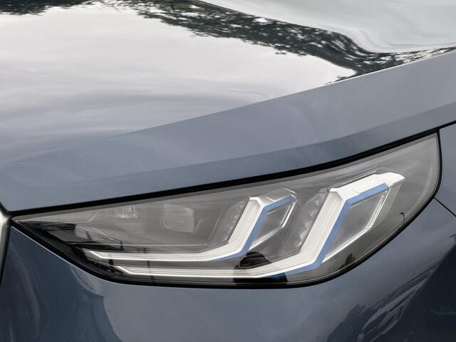 BMW X3 xDrive30e | M-Sport | Panorama | Driving ass. Plus | 20" | Elek. stoelverst. | 360 cam