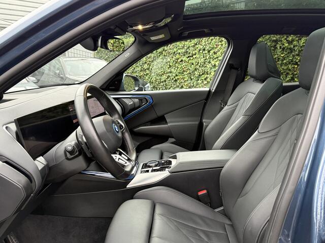 BMW X3 xDrive30e | M-Sport | Panorama | Driving ass. Plus | 20" | Elek. stoelverst. | 360 cam