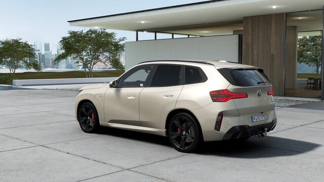 BMW X3 30e xDrive M Sport Automaat / Panoramadak / Trekhaak / Sportstoelen / Stoelventilatie / Comfort Access / Stoelverwarming / Adaptieve LED / Parking Assistant Plus / Harman Kardon