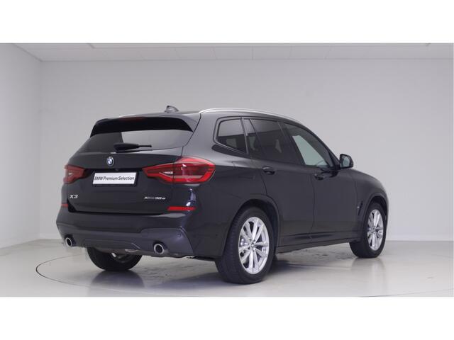 BMW X3 xDrive30e M-Sport | Trekhaak | Panorama | Head-Up | Camera | Leder |