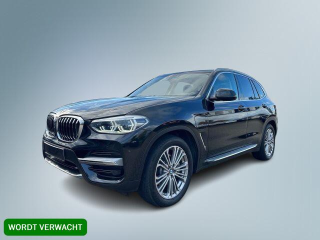 BMW X3 xDrive30e Luxury Line / Navi / DAB / Carplay / LED