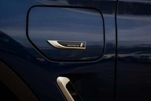 BMW X3 xDrive30e AUTO/PANO/LASER/LEER