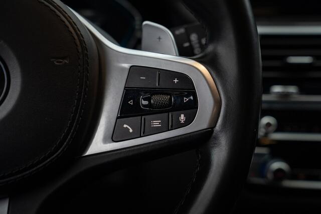 BMW X3 M SPORT, Carbon, Stuurverw, Bekerverw,