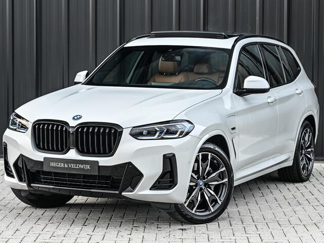 BMW X3 xDrive30e High Executive | PANORAMADAK | HEAD-UP | CAMERA | BLIS | STOELVERWARMING | BMW LASER | HIFI | AMBIANCE SFEER VERLICHTING | COMFORT ACCESS