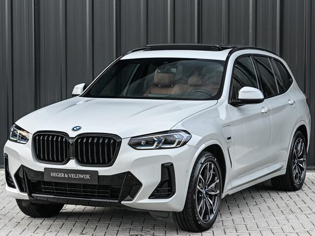 BMW X3 xDrive30e High Executive | PANORAMADAK | HEAD-UP | CAMERA | BLIS | STOELVERWARMING | BMW LASER | HIFI | AMBIANCE SFEER VERLICHTING | COMFORT ACCESS