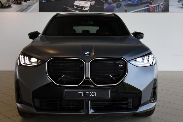 BMW X3 M50 M Sportpakket Pro | Panoramadak | Head-Up | Iconic Glow | Harman Kardon | Professional Pack | Comfort Pack | Adaptief Onderstel | Trekhaak | Adaptieve LED