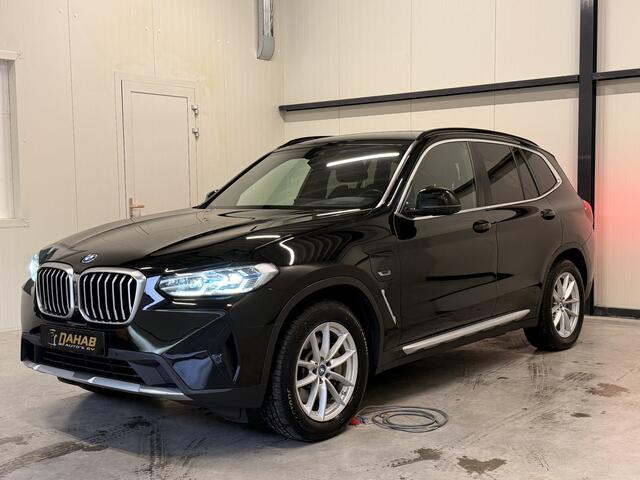 BMW X3 xDrive30e M-Sport | Stoelverwarming | Achteruitrijcamera | Trekhaak | Cruise | Apple Carplay / Android Auto |