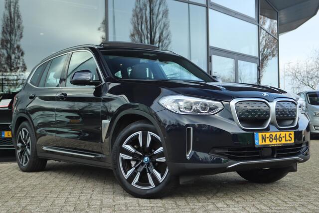 BMW X3 iX3 EXECUTIVE 80 KWH SOH 98% | PANO | TREKHAAK | LED | CAMERA | MEMORY | CARPLAY | VIRTUAL COCKPIT