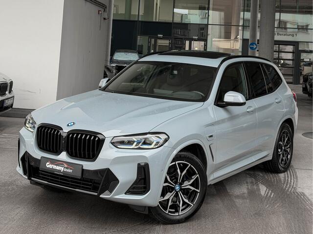 BMW X3 xDrive30e 292PK M-Sport Brooklyn Pano Tr-Haak Laser Elektr. Zetels