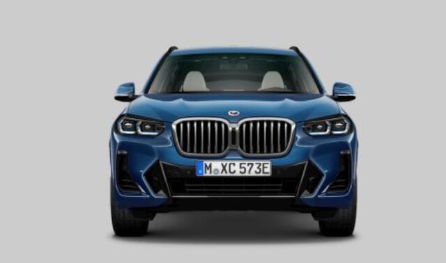 BMW X3 xDrive30e High Executive M Sport - Trekhaak - Elektrisch verstelbare/verwarmde stoelen - Ambient Air pakket - Parking/Driving Assistant - Head up - Harman Kardon - Comfort Access - BMW Laserlight -