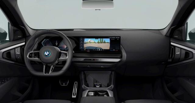 BMW X3 30e xDrive M Sport - Panoramadak - Parking/Driving Assistant Plus - Harman Kardon - Head up - Comfort Access - Elektrisch verwarmde/verstelbare stoelen - Sportstoelen - Getinte Ruiten - Adaptieve LED koplampen -