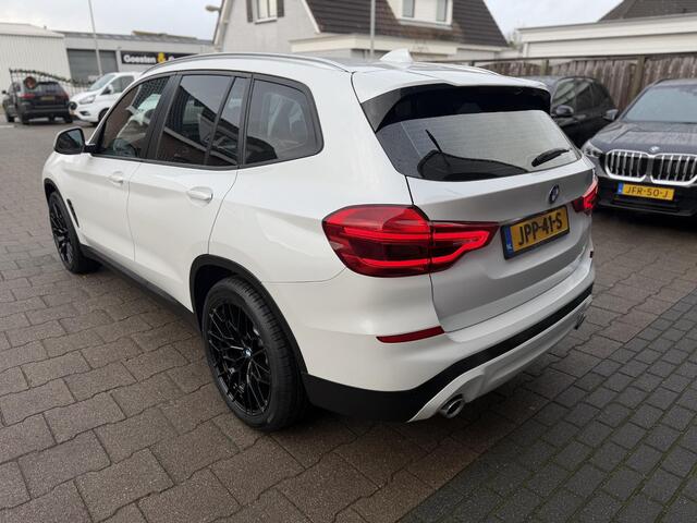 BMW X3 xDrive20i Executive HUD-Elek.Trekhaak-Memory