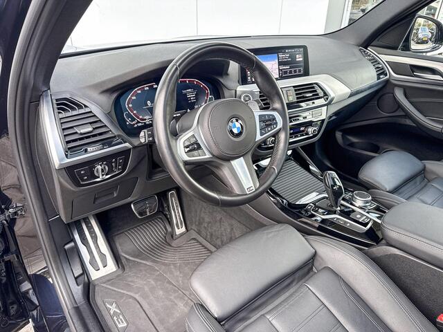 BMW X3 xDrive30e High Executive M-Sport 20 Inch / Stoelverwarming / Electrische Zwenkhaak / Glazen Schuifdak / Adaptieve Led Koplampen / Hifi