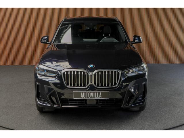 BMW X3 xDrive20i High Exe M-Pakket Leer Camera HUD ACC Navi Laser LED Elektr. achterklep Climate (3-zone) Elektr. trekhaak PDC LM velgen