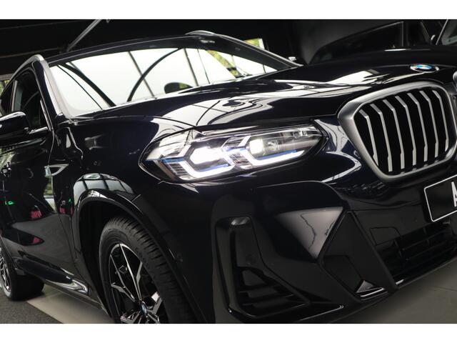 BMW X3 xDrive20i High Exe M-Pakket Leer Camera HUD ACC Navi Laser LED Elektr. achterklep Climate (3-zone) Elektr. trekhaak PDC LM velgen
