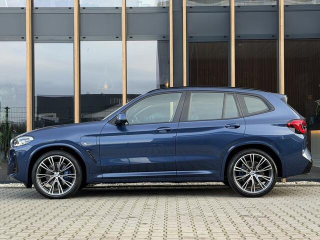 BMW X3 xDrive30e Facelift | Camera | Leer |