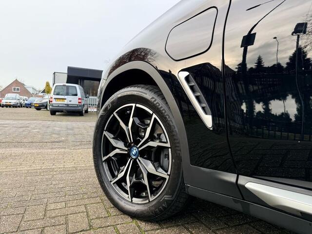 BMW X3 xDrive30e Business edition +