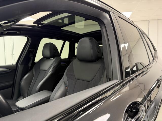 BMW X3 xDrive30e M-Sport | Harman/Kardon | Panoramadak | 21'' |