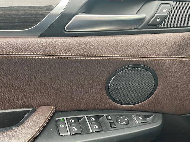 BMW X3 xDrive20i High Executive / 1 JAAR GARANTIE / Pano