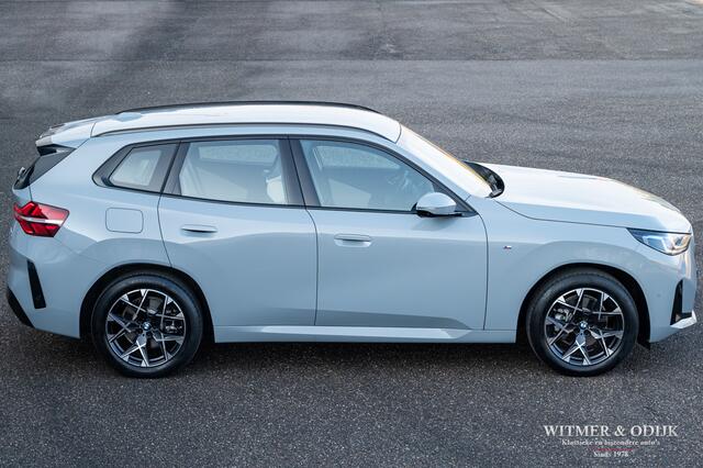 BMW X3 30e xDrive M-sport, elektr. trekh., Head-Up displ.