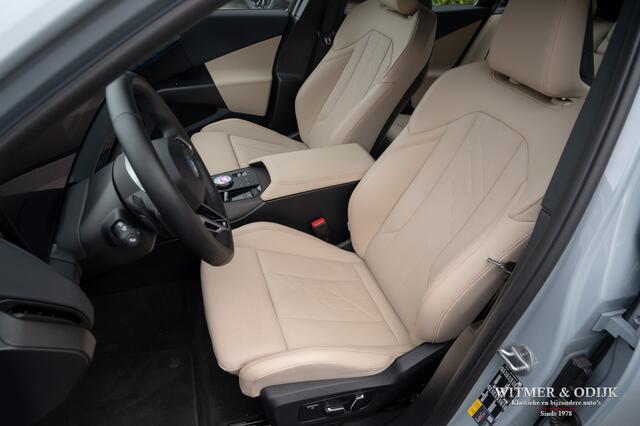 BMW X3 30e xDrive M-sport, elektr. trekh., Head-Up displ.